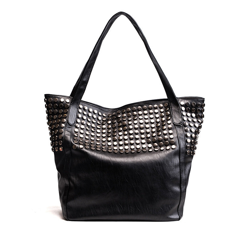 RIVETS SLOUCHY TOTE