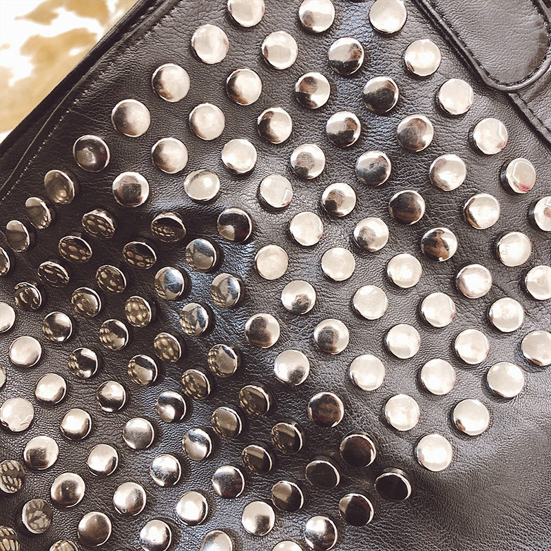 RIVETS SLOUCHY TOTE