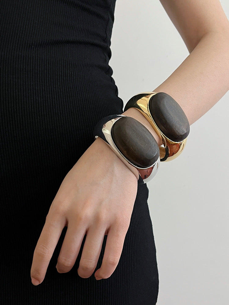 WOODY BANGLE