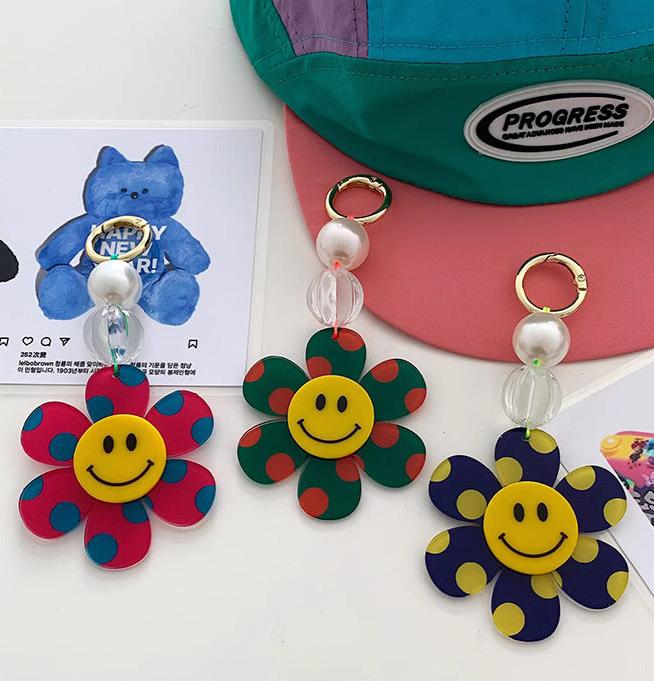 HAPPY FACE FLOWER BAG CHARMS