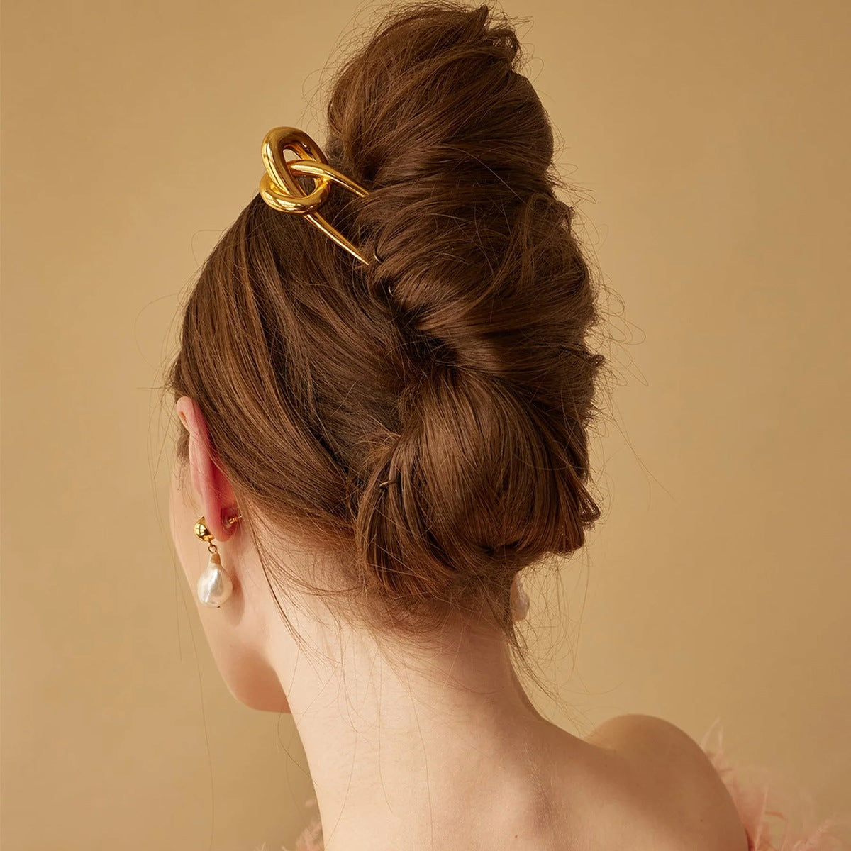 PRETZEL HAIR PIN