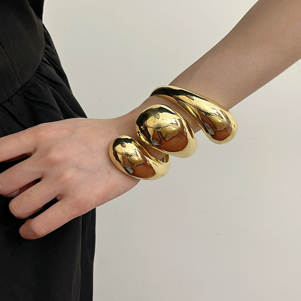 SPIRAL WATER DROP BRACELET