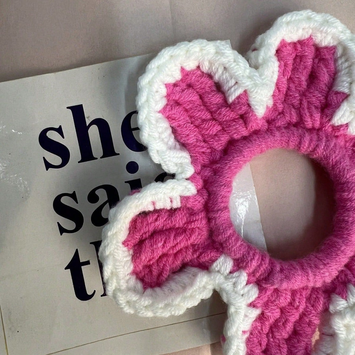 CROCHET FLOWER HAIR TIE