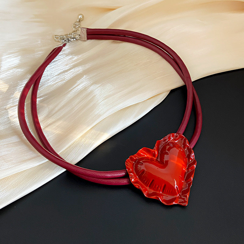 HEART ON LEATHER NECKLACE