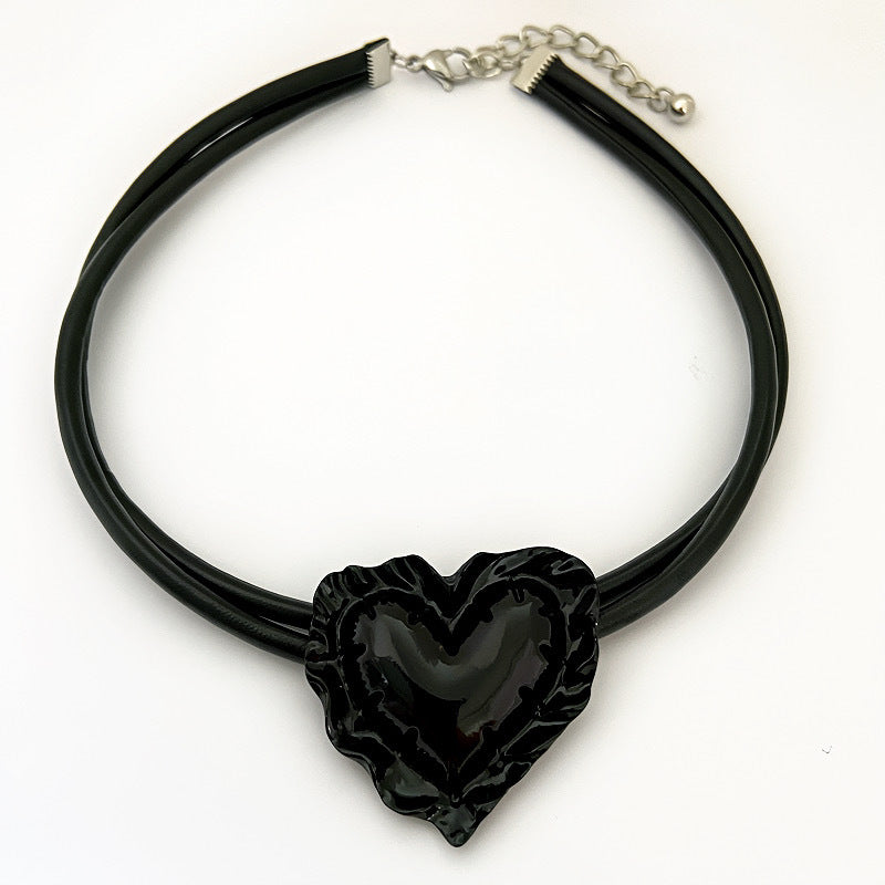 HEART ON LEATHER NECKLACE